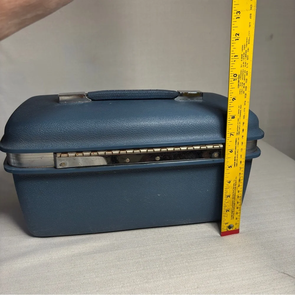 VTG BLUE Samsonite Silhouette Vanity Train Luggage Cosmetic Hard Case & tray EUC